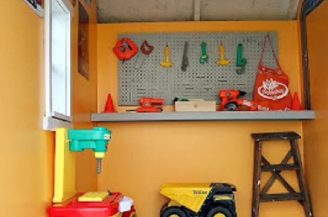 backyard playhouse for boys