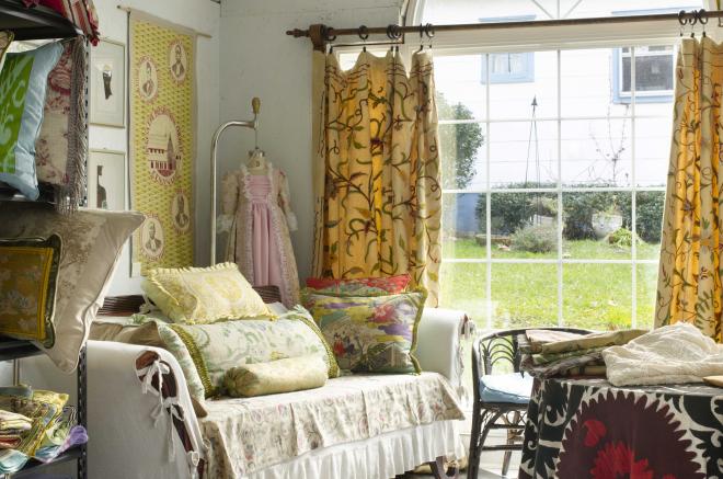 17 Amazing Shed Uses with 101+ Examples 20 studio shed sewing room