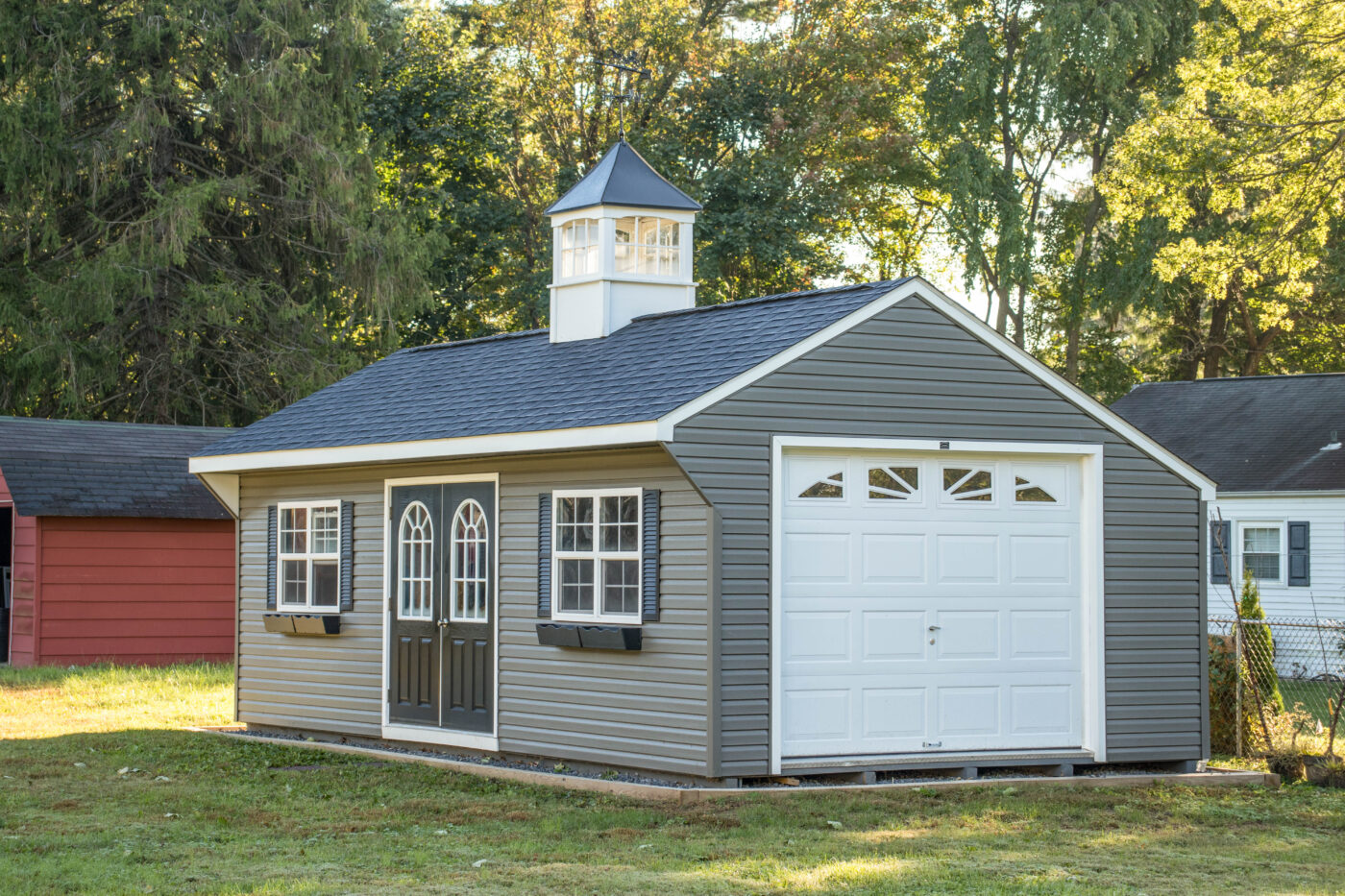 saltbox style garage by amish builders