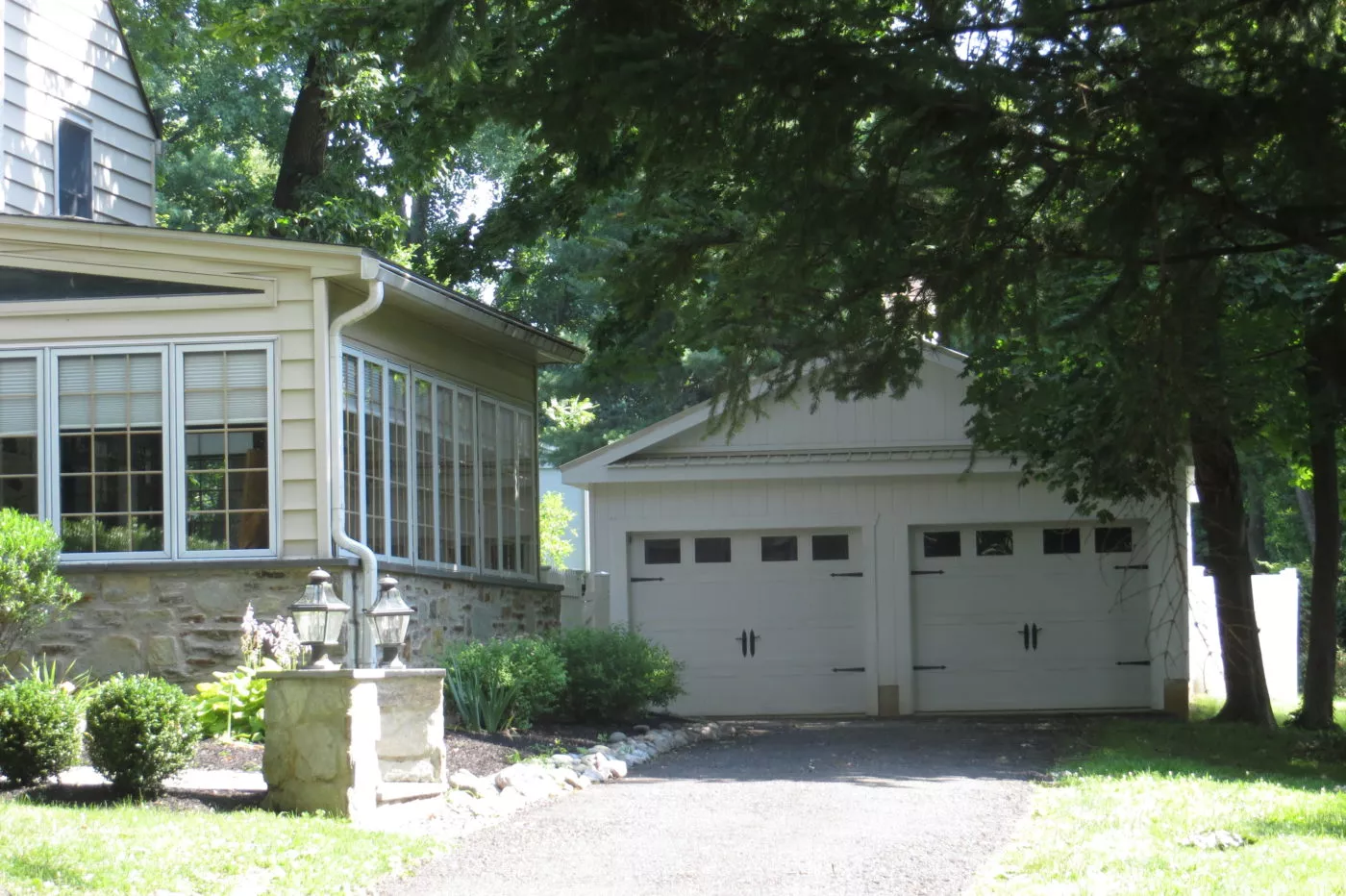 How Much Does a Two-Car Garage Cost? 8 cost of a one story two car garage