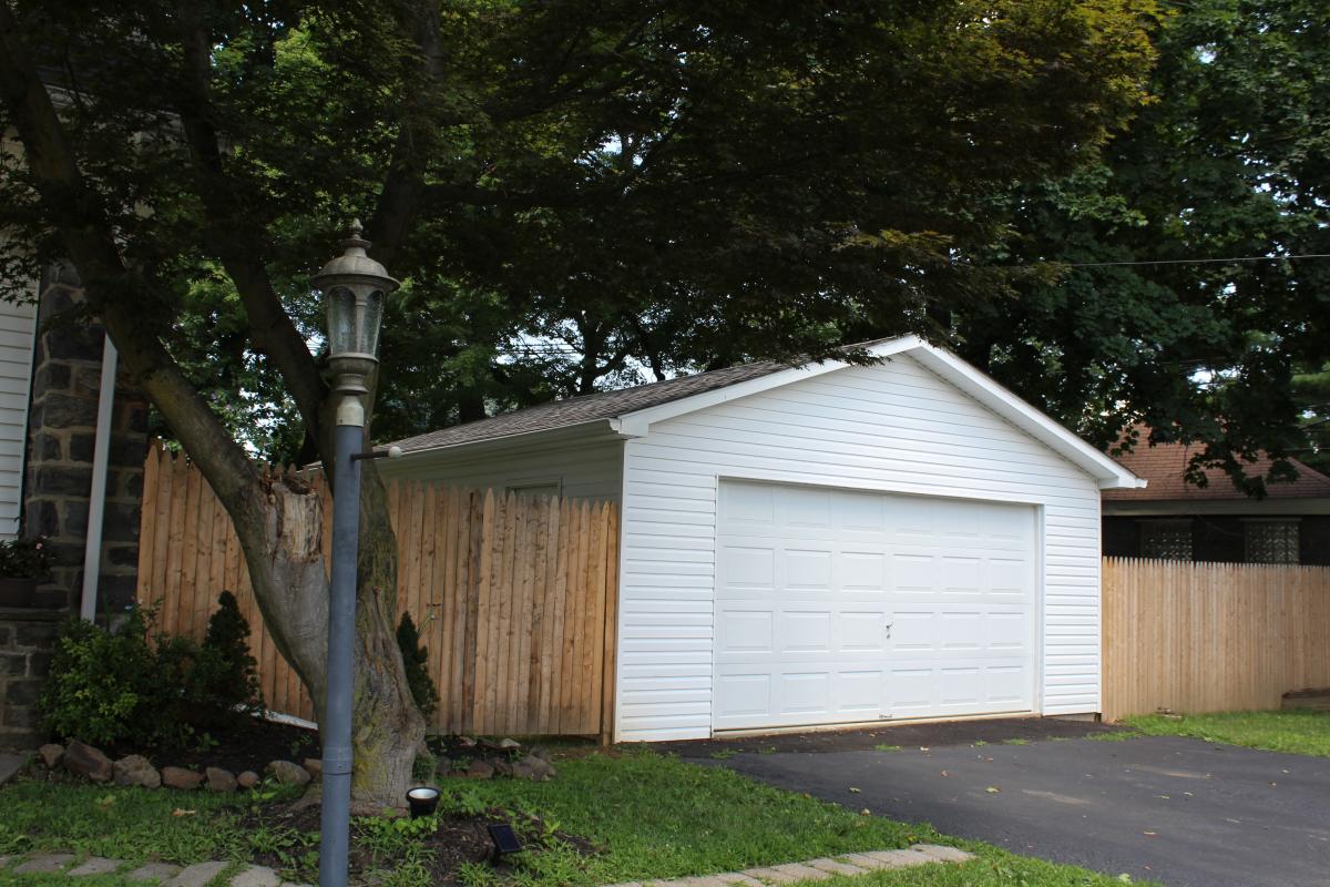 20x20 Garages: How Much Will They Hold? 3 20x20 affordable vinyl detached garage