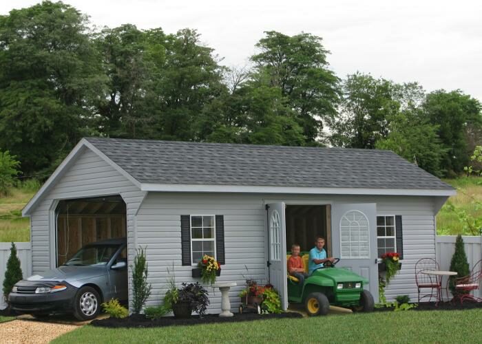 Standard Saltbox Single-Car Garage 3 affordable one car garage