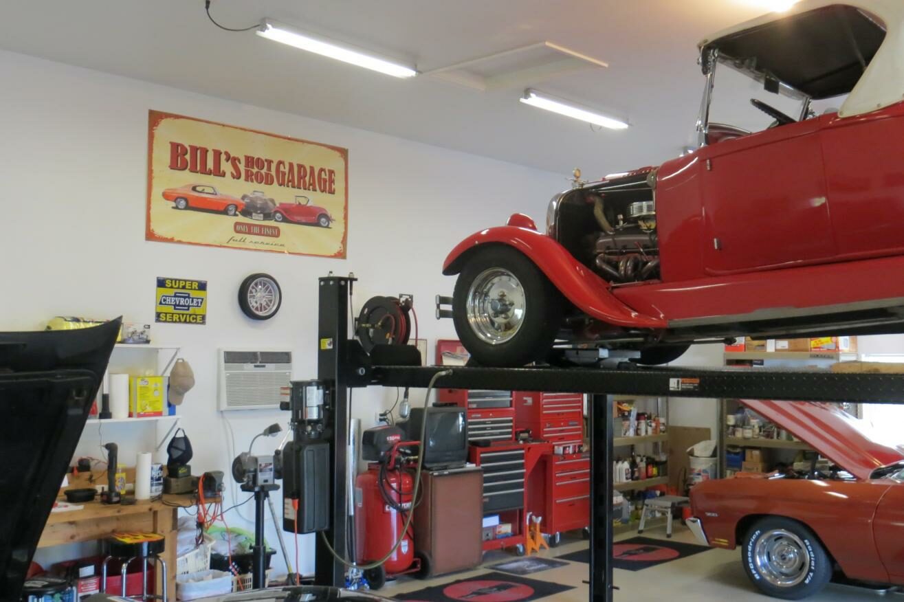 Luxury Garages 3 buy garage with lift space md
