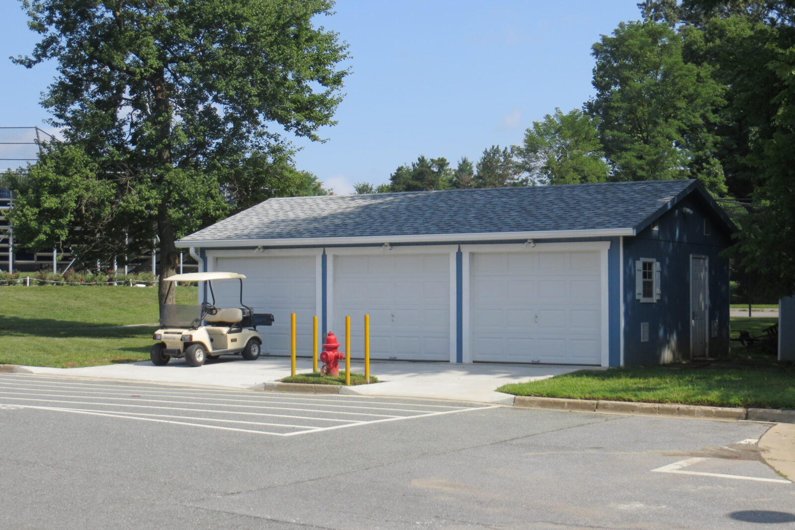 Standard Three Car Garages 1 20x32 three car garage economy
