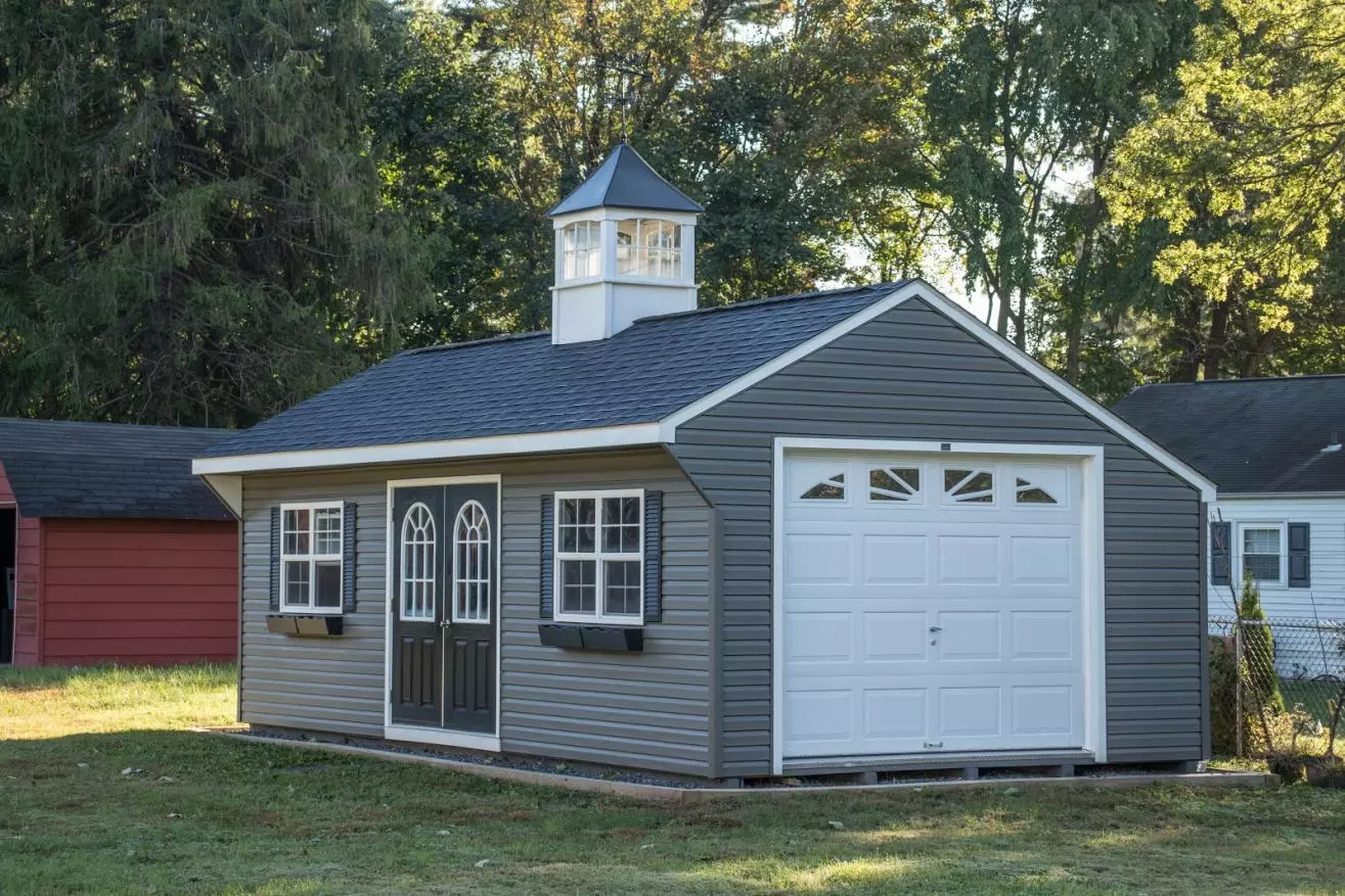 4 Unique Car Garages in Binghamton, New York 5 saltbox car garage