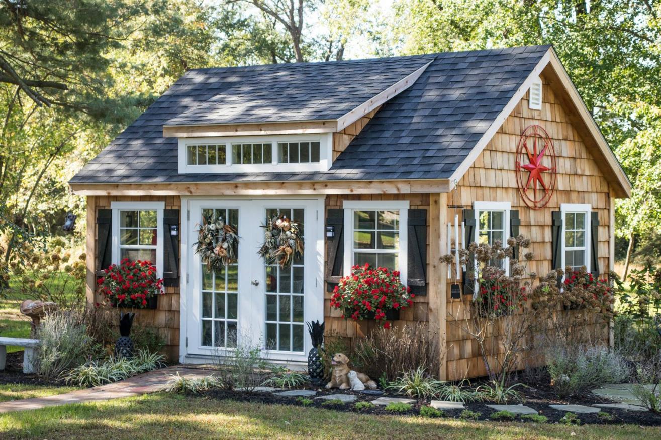Backyard Storage Sheds: 5 Key Points To Choosing The Right Shed 26 backyard storage sheds landscaping