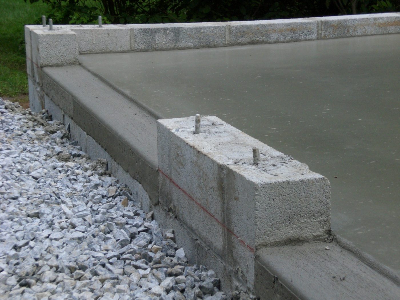 How to Build a Concrete Pad for Your Garage 1 concrete pad preparation for deatched garages 4