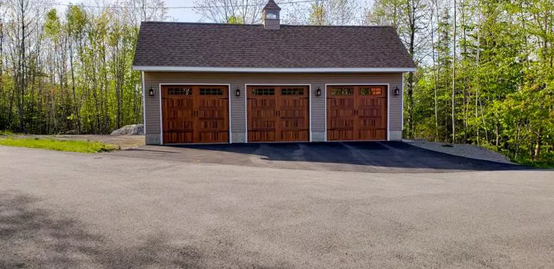 3 car detached garage in maine